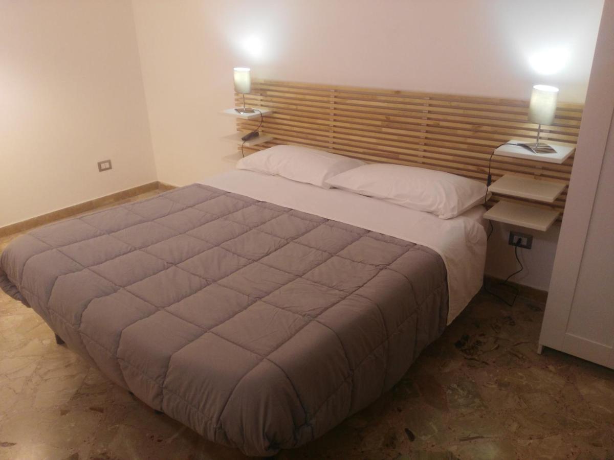 A Ficurinia Apartment Syracuse Luaran gambar