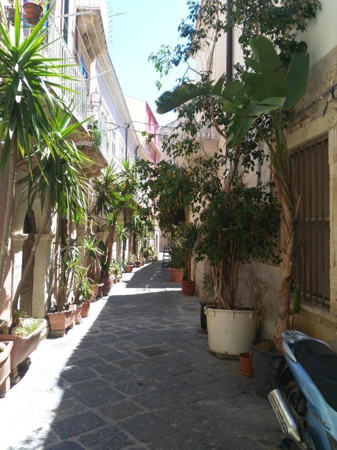 A Ficurinia Apartment Syracuse Luaran gambar